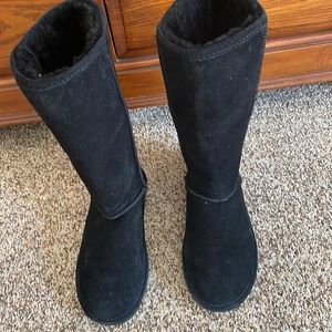Tall Bearpaw boots